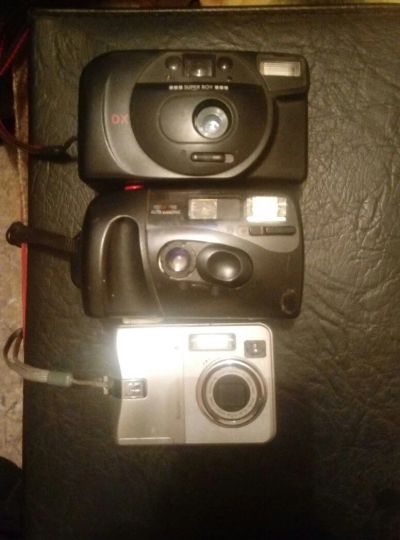Лот: 9030261. Фото: 1. Старые фотоапараты одним лотом. Другое (фотокамеры)