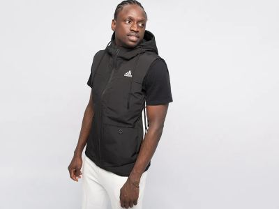 Лот: 24978051. Фото: 1. Жилет Adidas. Верхняя одежда