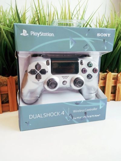 Лот: 14812807. Фото: 1. Джойстик PS4 DualShock Silver. Запчасти для игровых приставок, консолей