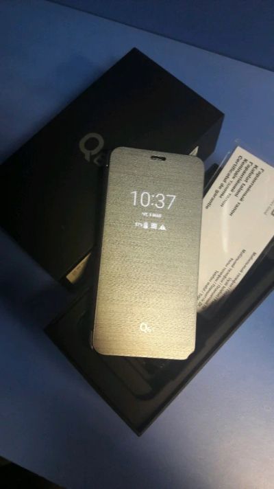 Лот: 11453003. Фото: 1. LG Q6a. Смартфоны