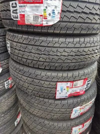 Лот: 19453699. Фото: 1. шина 185/75 R16C Firemax FM809... Шины