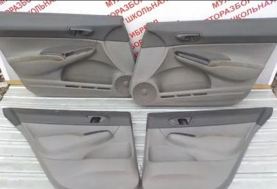 Лот: 20728915. Фото: 1. Дверные карты honda civic 4d FD1... Двигатель и элементы двигателя