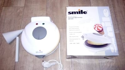 Лот: 15464424. Фото: 1. Электровафельница Smile WM 3601. Кухонная