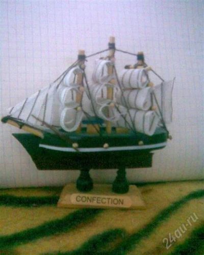 Лот: 835708. Фото: 1. продам кораблик. Фигурки, статуэтки