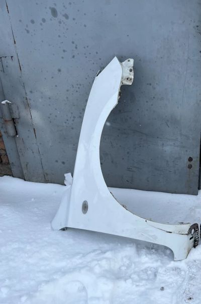 Лот: 21072534. Фото: 1. Переднее крыло Mazda 3 Axela BK. Кузов