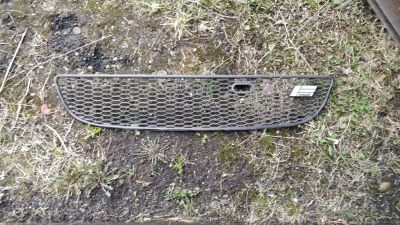 Лот: 25358916. Фото: 1. Решётка радиатора opel zafira... Кузов
