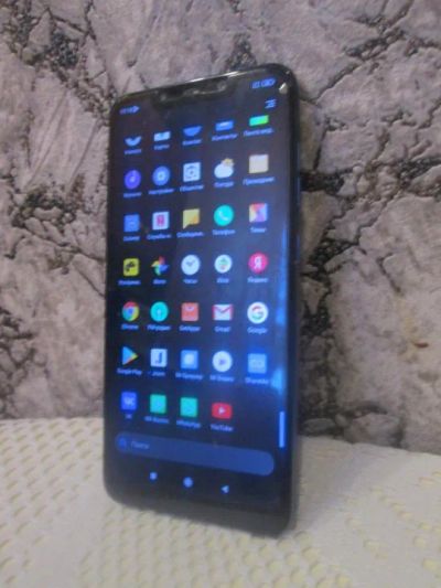 Лот: 25333101. Фото: 1. Xiaomi Pocophone F1, 6/128 ГБ... Смартфоны