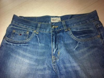Лот: 4197818. Фото: 1. Джинсы Tommy Hilfiger. Джинсы