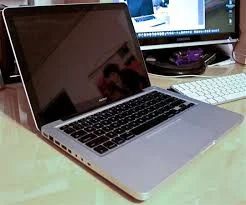 Лот: 6248406. Фото: 1. MacBook 2008 года. Ноутбуки