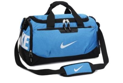 Лот: 14355602. Фото: 1. Спортивная сумка Nike 829 Голубая. Сумки