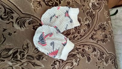 Лот: 12527618. Фото: 1. руковички новорожденому. Шарфы, варежки