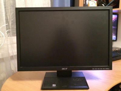 Лот: 9303548. Фото: 1. ЖК монитор Acer V193W Bb. ЖК-мониторы