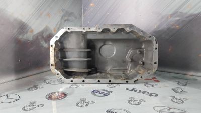 Лот: 23586158. Фото: 1. Поддон Volkswagen Golf AHW 030103603P. Двигатель и элементы двигателя