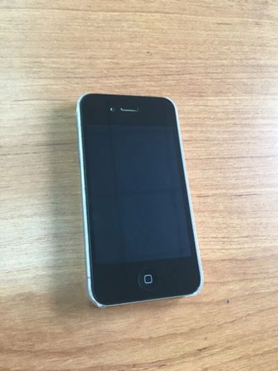 Лот: 10723954. Фото: 1. iPhone 4 8gb. Смартфоны