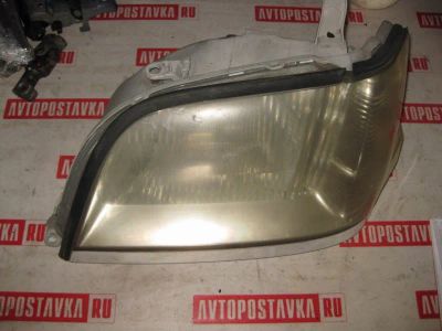 Лот: 20896934. Фото: 1. Фара галогеновая Toyota Crown... Оптика и освещение