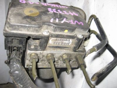 Лот: 20902706. Фото: 1. Блок abs Nissan Wingroad WFY11... Двигатель и элементы двигателя