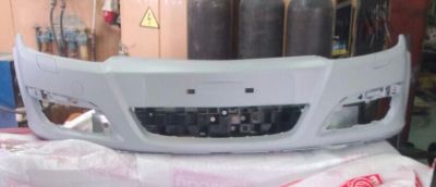 Лот: 3976446. Фото: 1. Бампер передний Opel Astra H 5дв... Кузов