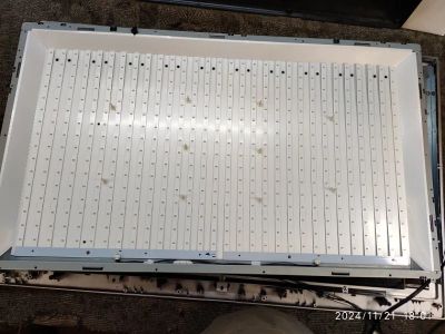 Лот: 24633160. Фото: 1. подсветка в сборе tv Polar 81LTV3005... Запчасти для телевизоров, видеотехники, аудиотехники