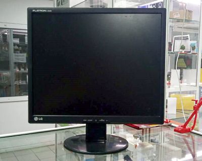 Лот: 25338210. Фото: 1. Монитор 19" LG L1942S-BF ,1280... ЖК-мониторы