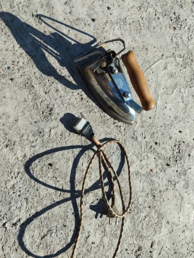 Лот: 20664097. Фото: 1. Утюг СССР 1955г. Рабочий. Предметы интерьера и быта