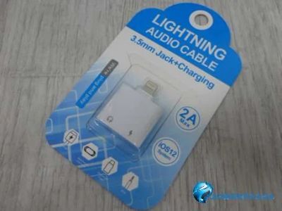 Лот: 13415586. Фото: 1. Адаптер Lightning 2в1 (наушники... Шлейфы, кабели, переходники