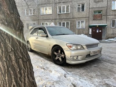 Лот: 21379276. Фото: 1. Toyota altezza. Автомобили