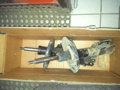 Лот: 5385029. Фото: 1. Стойки перед Renault Megane III... Ходовая, подвеска, рулевое управление