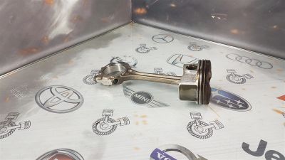 Лот: 23590719. Фото: 1. Шатун Toyota Vitz 1NR-FE 13201-49086. Двигатель и элементы двигателя