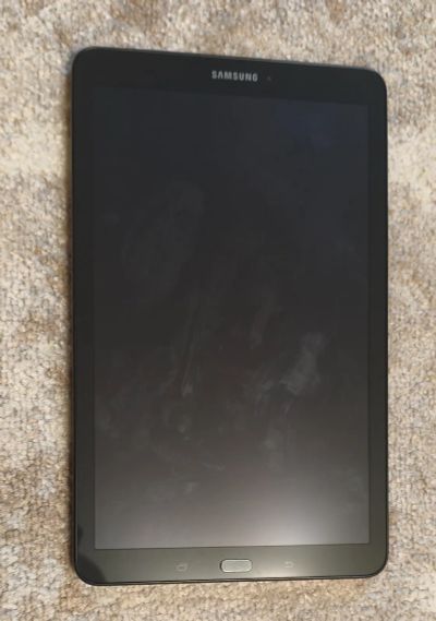 Лот: 25768326. Фото: 1. Samsung Tab E T561 3G. Планшеты