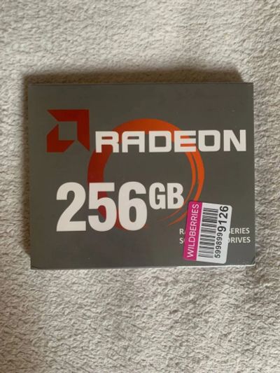Лот: 20004643. Фото: 1. Ssd amd radeon 256gb новый. SSD-накопители