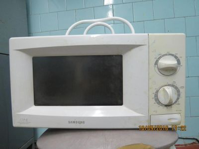 Лот: 8199481. Фото: 1. Микроволновка Самсунг. Микроволновки, мини-печи