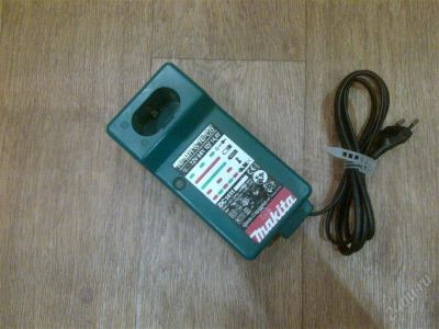 Лот: 2864082. Фото: 1. Зарядное от шуруповерта MAKITA... Электроинструмент
