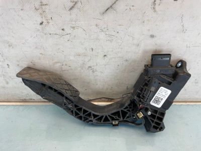 Лот: 23494250. Фото: 1. педаль газа Volkswagen Touareg... Двигатель и элементы двигателя