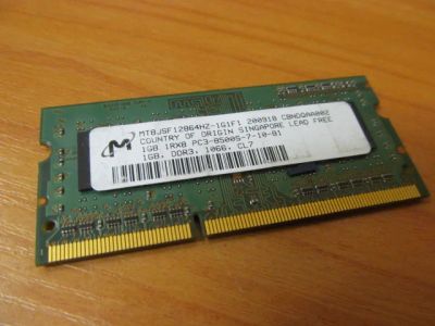 Лот: 6342024. Фото: 1. Micron 1GB SO-DIMM PC3-8500 DDR3. Оперативная память