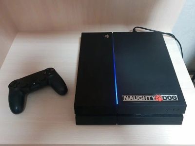 Лот: 12238232. Фото: 1. PlayStation 4 (CUH-1008A). Игровые приставки, консоли
