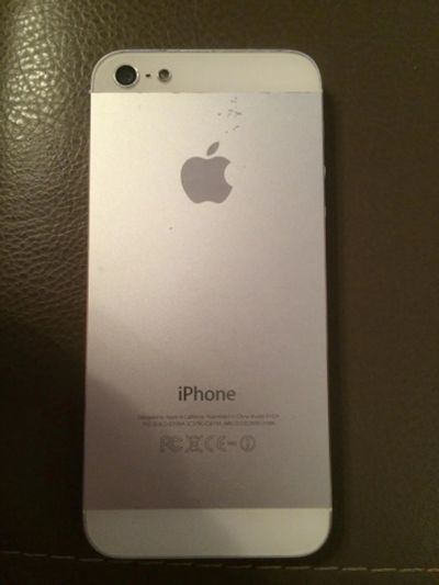 Лот: 7654447. Фото: 1. iPhone 5 White 16gb. Смартфоны