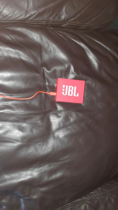 Лот: 19015779. Фото: 1. Портативная колонка jbl. Портативные, беспроводные колонки