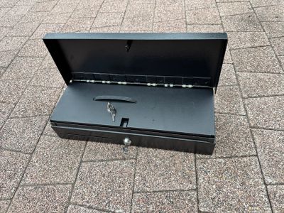 Лот: 25590916. Фото: 1. Денежный ящик АТОЛ FlipTop-B черный. Торговое