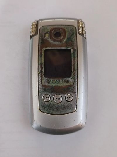 Лот: 22466585. Фото: 1. №1780 . Телефон Samsung E770 . Кнопочные мобильные телефоны