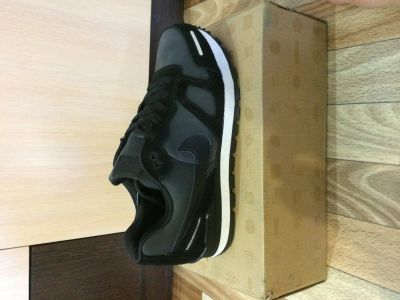 Лот: 5233958. Фото: 1. Кроссовки Nike. Кеды, кроссовки, слипоны