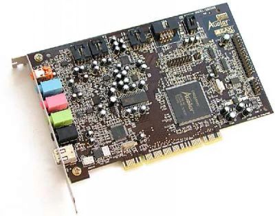 Лот: 3104510. Фото: 1. Creative Audigy 7.1 (SB0090). Звуковые карты