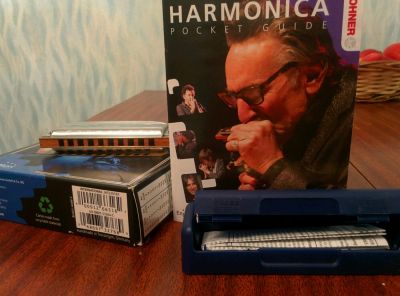Лот: 12700070. Фото: 1. Губная гармошка hohner blues harp... Другое (музыкальные инструменты)