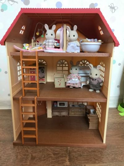 Лот: 16455585. Фото: 1. Кукольный домик Sylvanian Families. Игровые домики, палатки