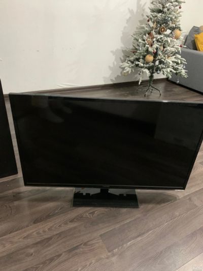 Лот: 18486279. Фото: 1. Телевизор Toshiba 40 дюймов. Телевизоры