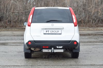 Лот: 16134398. Фото: 1. Фаркоп с накладкой из нерж. Nissan... Багажники, боксы, фаркопы