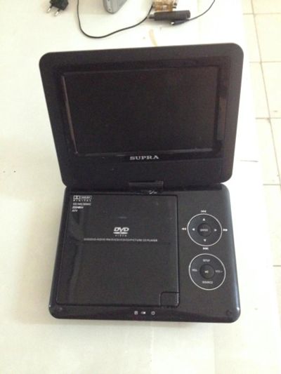 Лот: 6767934. Фото: 1. SUPRA SDTV-716UT. DVD, Blu-Ray плееры