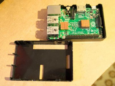 Лот: 6265397. Фото: 1. Raspberry Pi 2B, с корпусом. Компьютеры в сборе