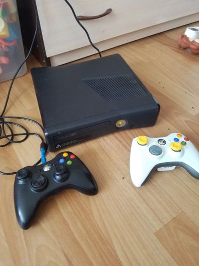 Лот: 11651893. Фото: 1. Xbox 360 s 250 gb. Игровые приставки, консоли