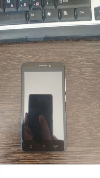 Лот: 11751428. Фото: 1. Мтс smart race 4g. Смартфоны