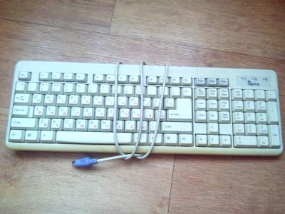 Лот: 17175672. Фото: 1. Клавиатура Genius K7000. Клавиатуры и мыши